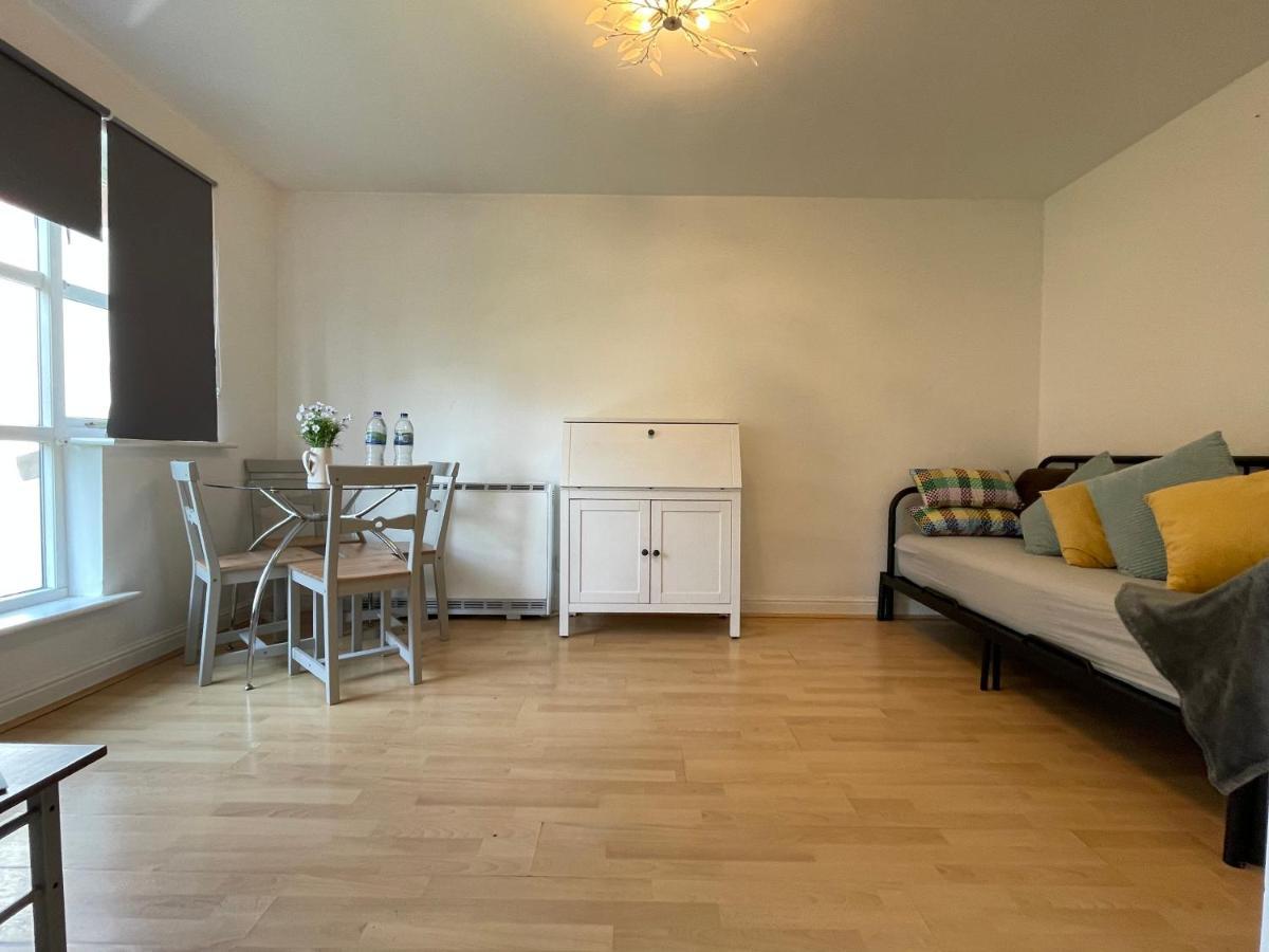 Surrey Docks Se16 Near Canada Water N Easy Access Canary Wharf London Eksteriør bilde